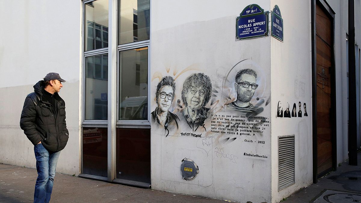 Charlie Hebdo saldırısı 2. yılında "sessiz ve soğukkanlılıkla" anıldı