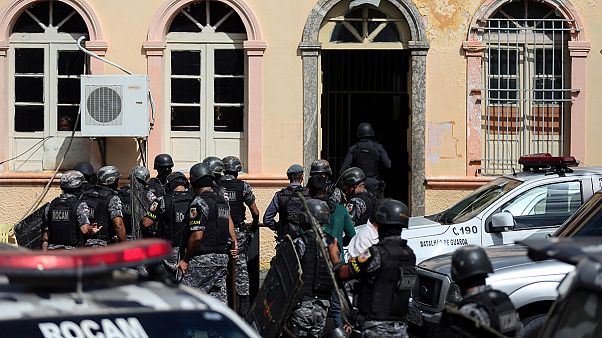 مقتل نحو تسعين سجينا برازيليا في اقتتال داخلي وعمليات انتقام مقتل نحو تسعين سجينا برازيليا في اقتتال داخلي وعمليات انتقام