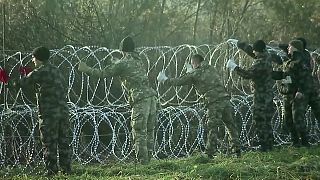 Crise migratória: Governo da Eslovénia propõe encerramento temporário de fronteiras