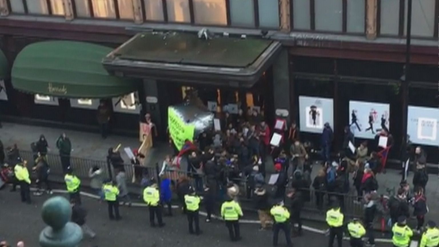 Gewerkschaft: Harrods stiehlt Kellnern das Trinkgeld