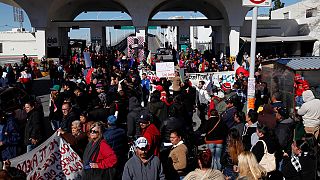 Mexicans take their petrol protest to the presidential palace