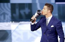 Криштиану Роналду - лучший игрок 2016 года по версии ФИФА