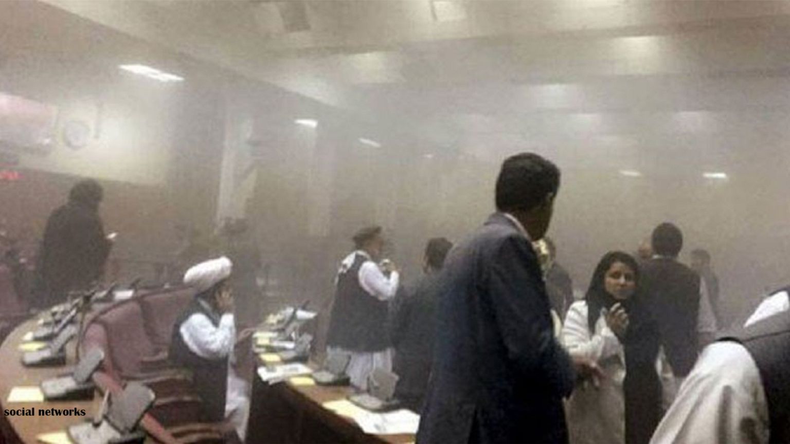 حمله انتحاری طالبان در کابل دهها کشته و زخمی بر جای گذاشت