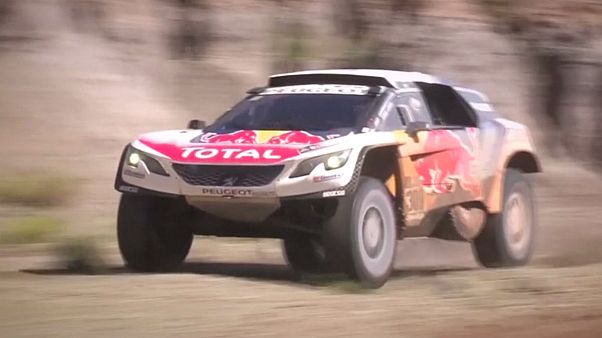 Peugeot Dakar Rallisi'nde 8. etabına damga vurdu Peugeot Dakar Rallisi'nde 8. etabına damga vurdu