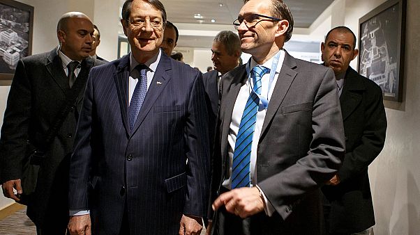 برگزاری دومین روز از مذاکرات وحدت قبرس در ژنو برگزاری دومین روز از مذاکرات وحدت قبرس در ژنو