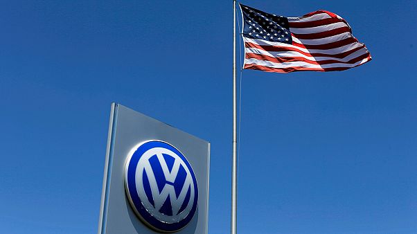 Tovább keresik a Volkswagen-botrány személyi felelőseit Tovább keresik a Volkswagen-botrány személyi felelőseit