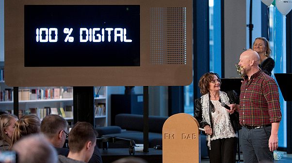 Noruega, primer país que cambia la FM por la radio digital Noruega, primer país que cambia la FM por la radio digital