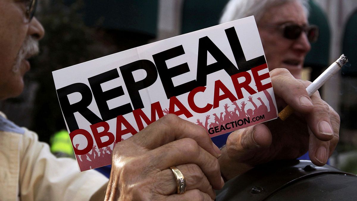 Senado aprova "princípio do fim" do Obamacare