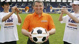 Former England football manager Graham Taylor dies