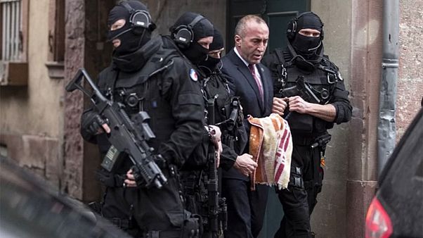Eski Kosova Başbakanı Haradinaj serbest bırakıldı Eski Kosova Başbakanı Haradinaj serbest bırakıldı