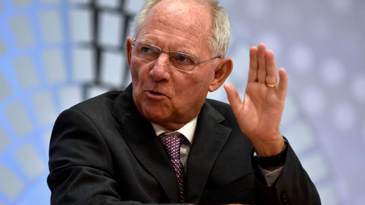 Griechenland und Steuermilliarden: Schäuble hat gut lachen - steht aber auch in der Kritik