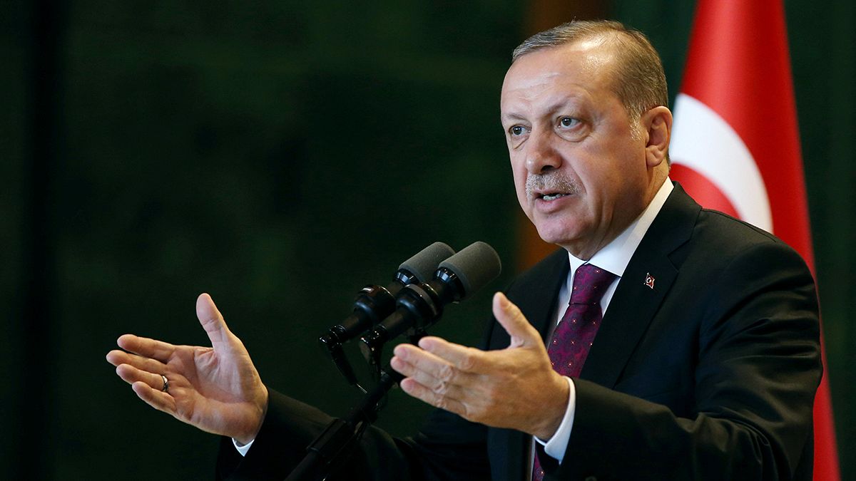 Erdoğan: Erken seçim gündemimizde değil