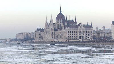 Vereiste Donau in Budapest