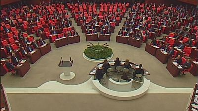 پارلمان ترکیه پس از خوانش اول، متن قانون اساسی جدید را تصویب کرد