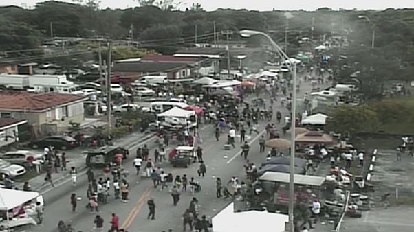 Oito feridos em desfile do aniversário de Martin Luther King Oito feridos em desfile do aniversário de Martin Luther King