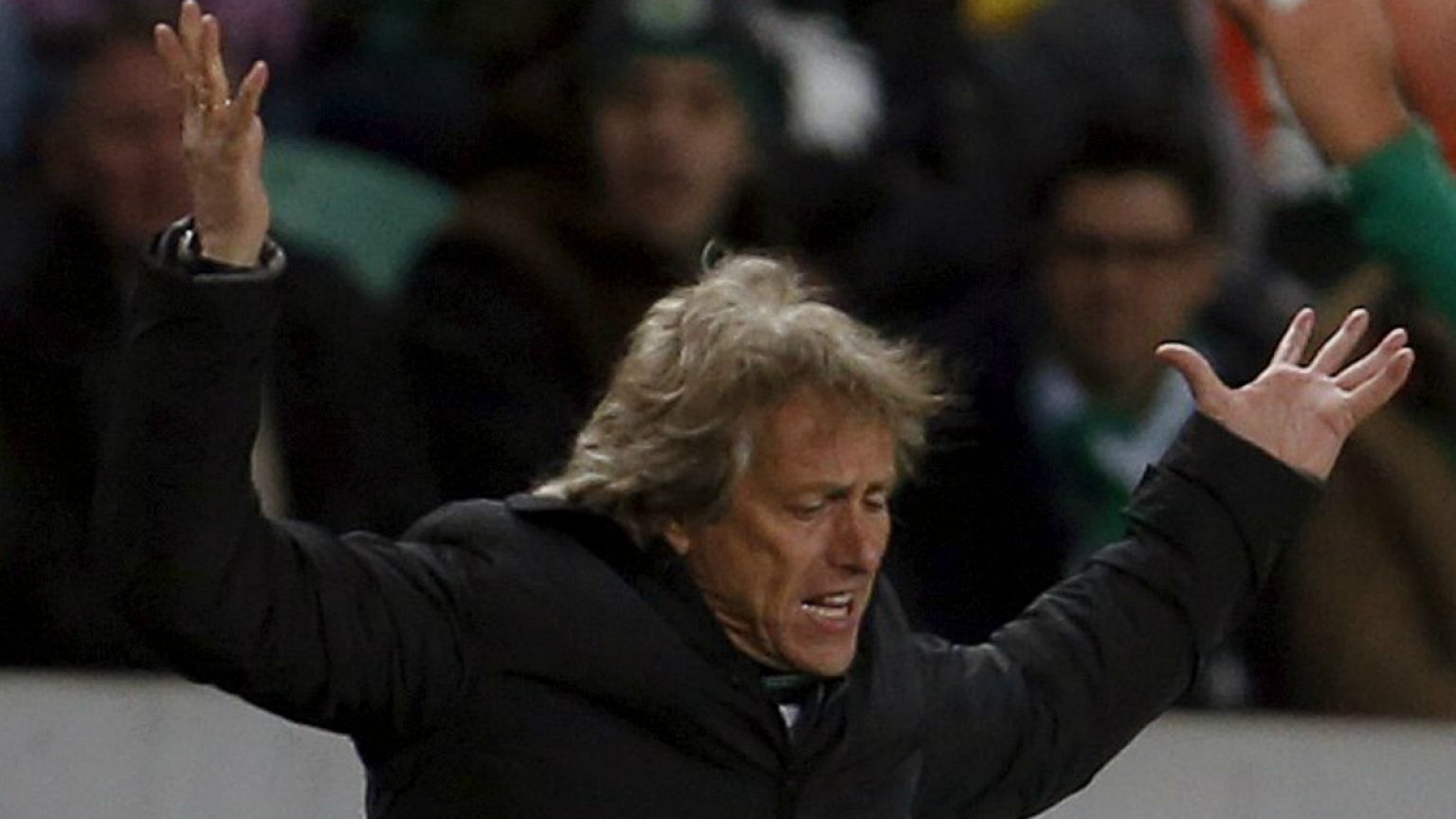 Taça de Portugal: Sporting "cai" em Chaves mas Bruno de Carvalho segura Jesus