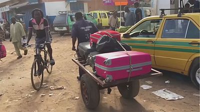 Gambiyalılar OHAL sonrası komşu ülkelere kaçıyor