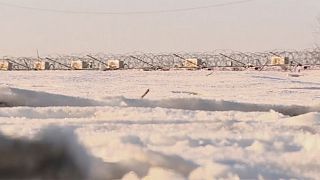 I migranti intrappolati nella neve fra Serbia e Ungheria
