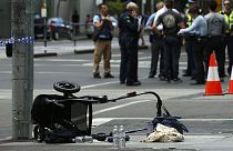 Australia: un'auto travolge i passanti a Melbourne, morti e feriti - atto deliberato, ma non terrorismo