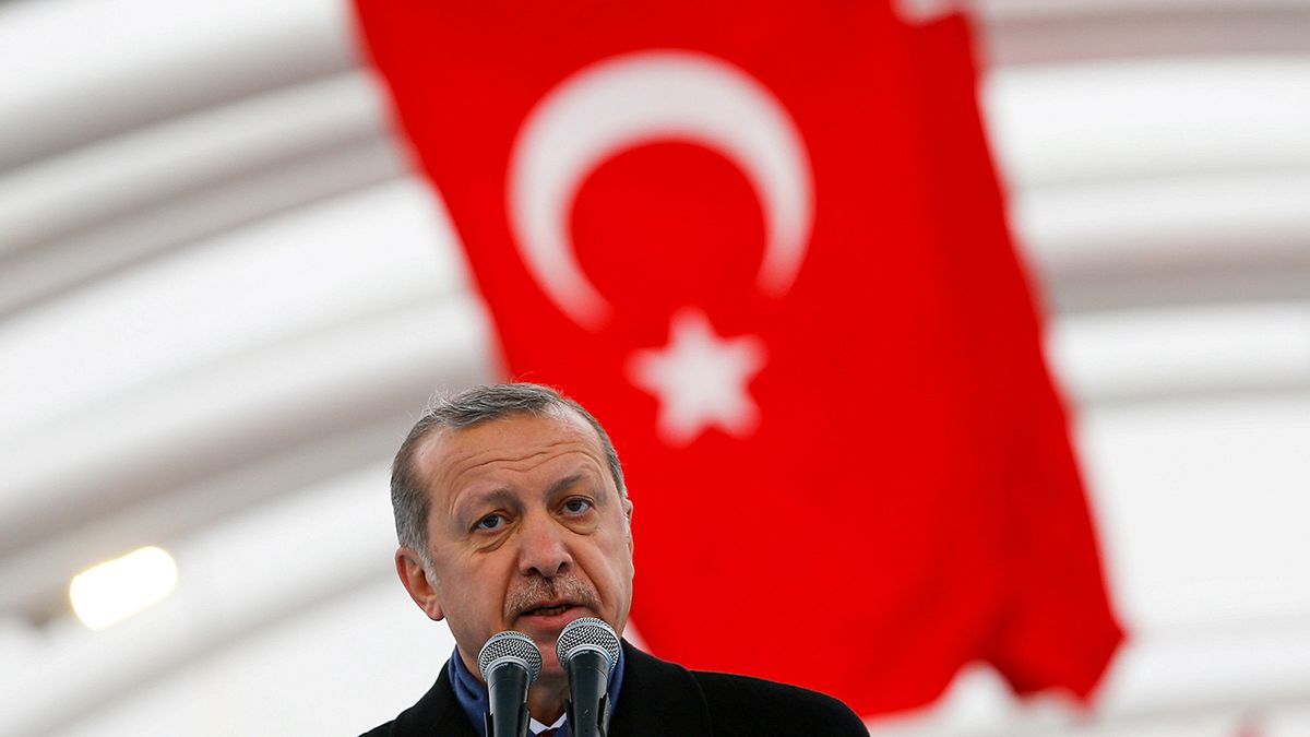 Türkisches Parlament billigt Verfassungsreform für Präsidialsystem