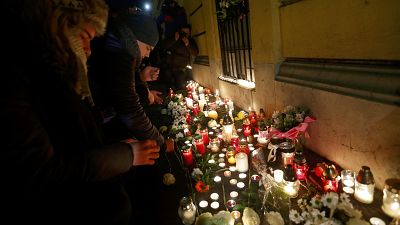 Otobüs kazası: Macaristan yasta, öğrenciler ülkelerine dönüyor