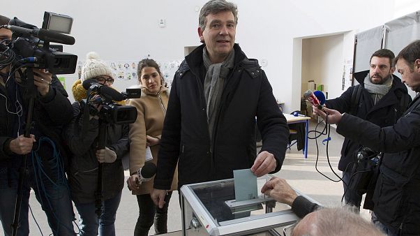 França: Sete candidatos às presidenciais nas primárias do PS França: Sete candidatos às presidenciais nas primárias do PS