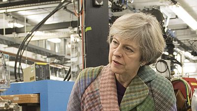 Theresa May pressionada sobre alegado teste falhado de um míssil nuclear