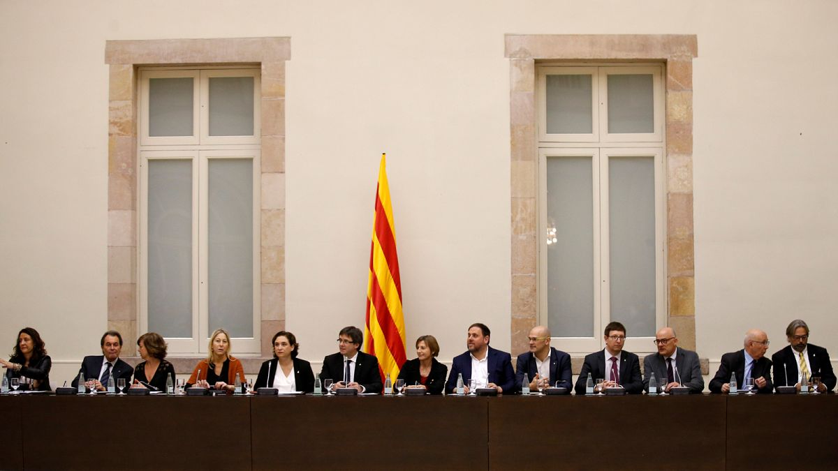 Presidente da Catalunha quer declarar "interdependência" com Espanha