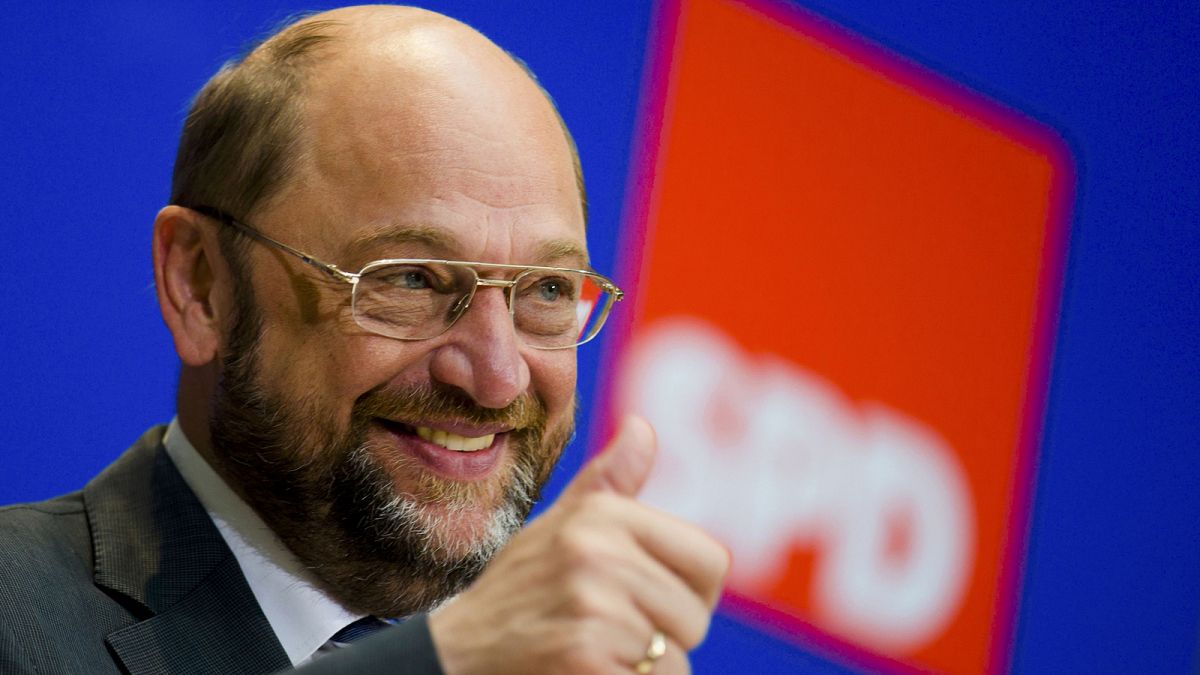 Breves de Bruxelas: Schulz na corrida, novo revés para o Brexit