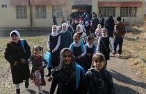 Iraque: Escolas começam a reabrir na zona Este de Mossul