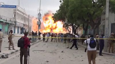 Somali'de bombalı saldırı anı
