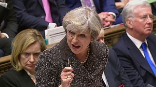 May acepta publicar un libro blanco que detalle su estrategia sobre el 'brexit'