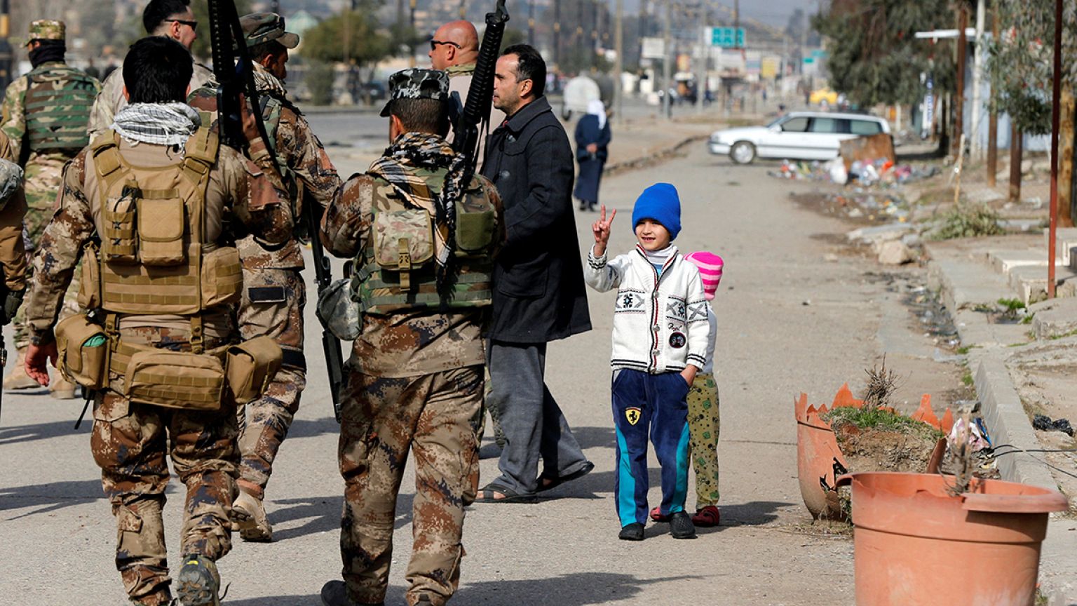Iraq: war of attrition on front line of battle for Mosul