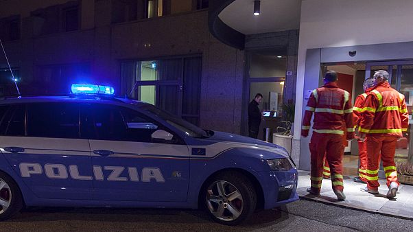 Mentősként is dolgozó brit exkatona gyűjt a magyar tornatanárnak Mentősként is dolgozó brit exkatona gyűjt a magyar tornatanárnak