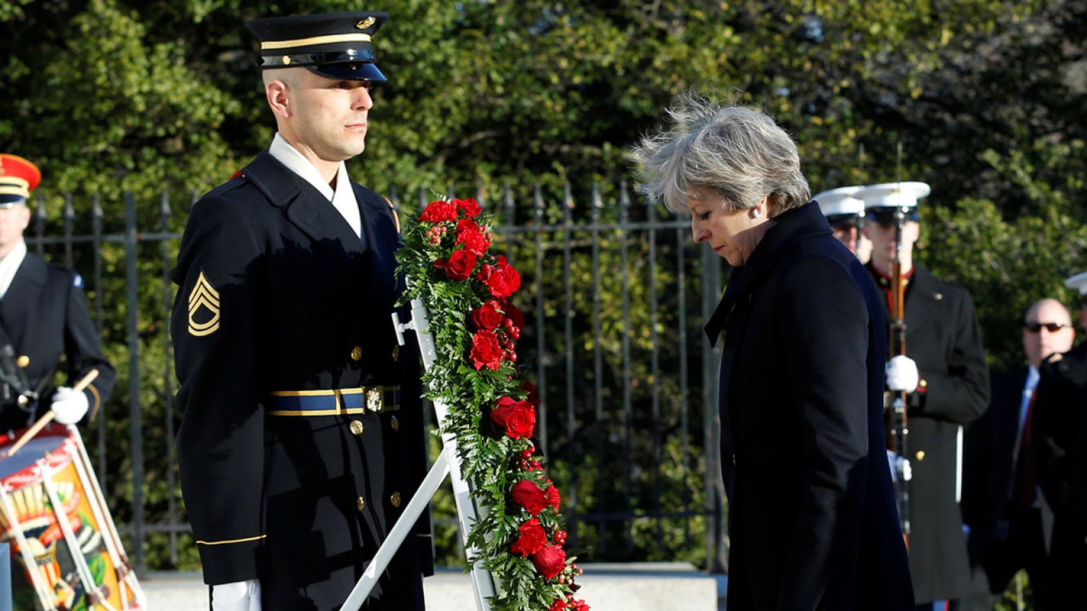 Theresa May, première dirigeante reçue par Donald Trump