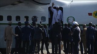 Gambia's President Adama Barrow departs Senegal for Banjul [no comment]