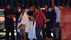 Katamaran-Unglück vor Borneo: Suche nach sechs Vermissten