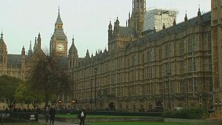 El Parlamento británico debate la ley de activación del Brexit