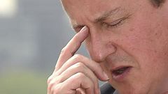 UK: former PM Cameron tried to sack newspaper editor over Brexit (and failed)