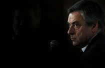 Fransa: Fillon skandallarla köşeye sıkıştı, Cumhuriyetçiler B planı arayışında