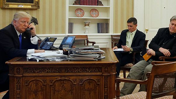 Donald Trump ostobának nevezte Obama Ausztráliával kötött menekültügyi egyezményét Donald Trump ostobának nevezte Obama Ausztráliával kötött menekültügyi egyezményét