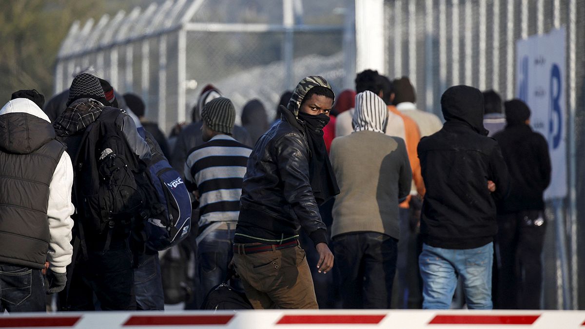 Kilátástalan helyzetben a Görögországban rekedt menekültek