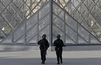 El Museo del Louvre reabre sus puertas tras el ataque del viernes