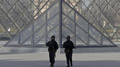 Anschlag in Paris: Mutmaßlicher Attentäter außer Lebensgefahr