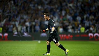 Liga Portuguesa: Porto sofre mas derrota Sporting e bem pode agradecer a Casillas