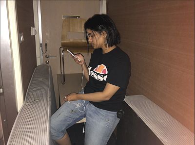 Rahaf Mohammed Alqunun barricaded herself in a hotel room at an airport in Bangkok, Thailand, on Monday.