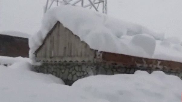 Viele Tote bei Schneechaos in Afghanistan und Pakistan Viele Tote bei Schneechaos in Afghanistan und Pakistan