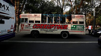 Mexico's bus tour of "corrupt hot-spots"