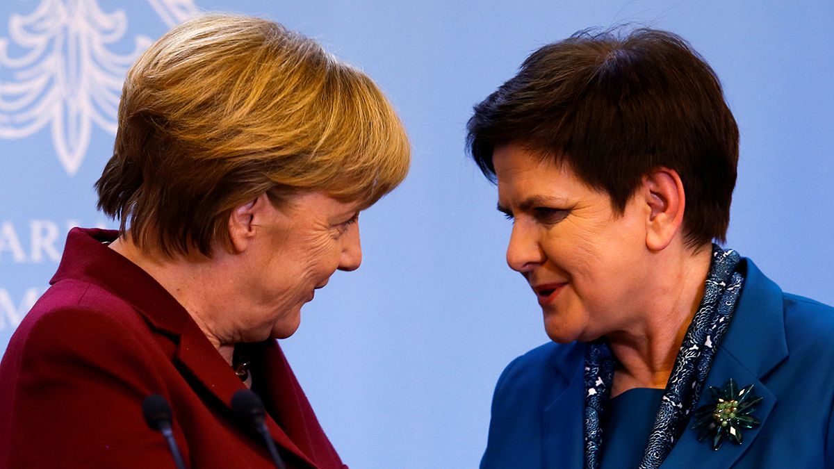 Merkel sprach in Warschau Demokratiedefizite an