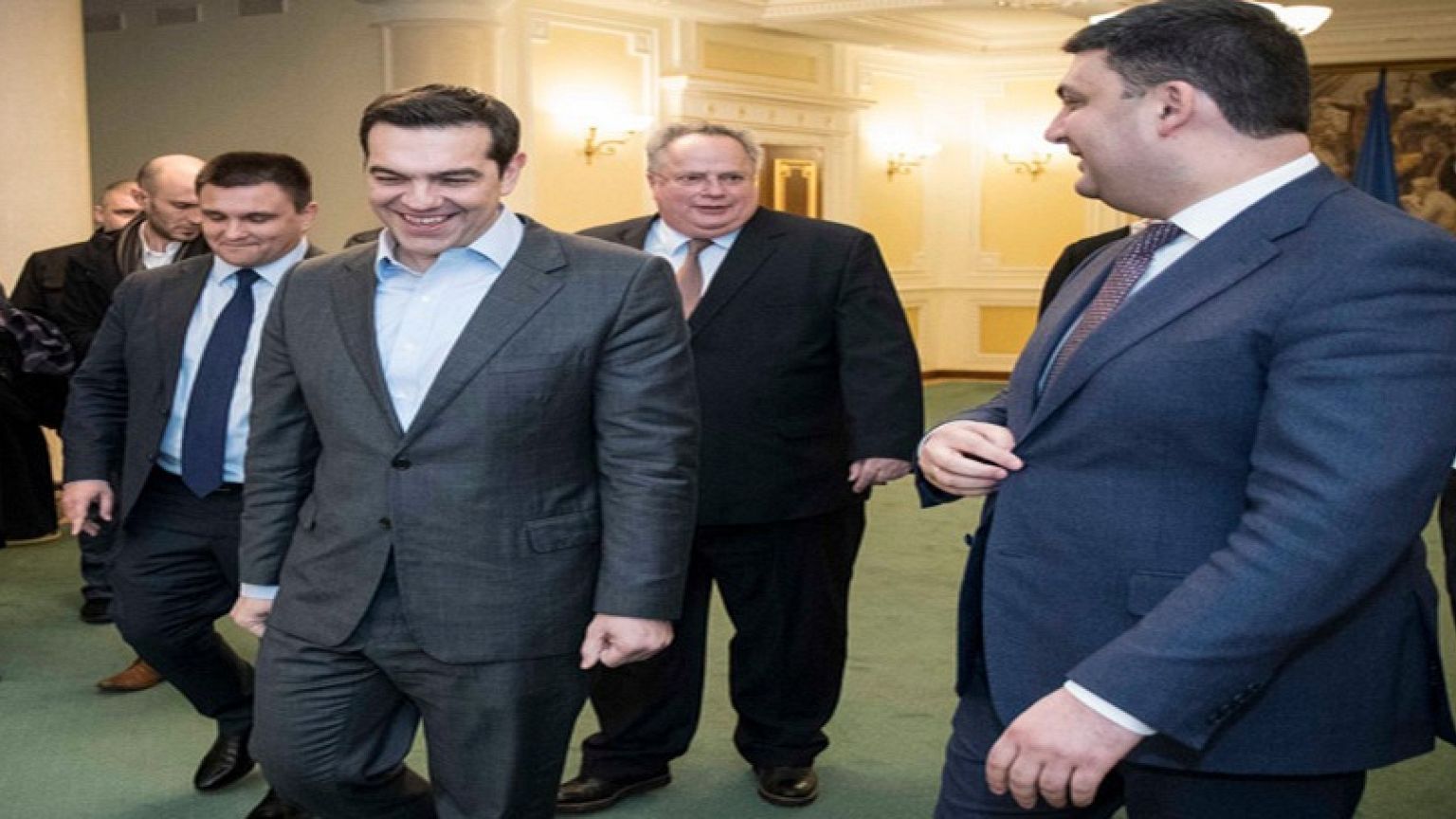 Τσίπρας: Να εφαρμοστεί η συμφωνία του Μινσκ